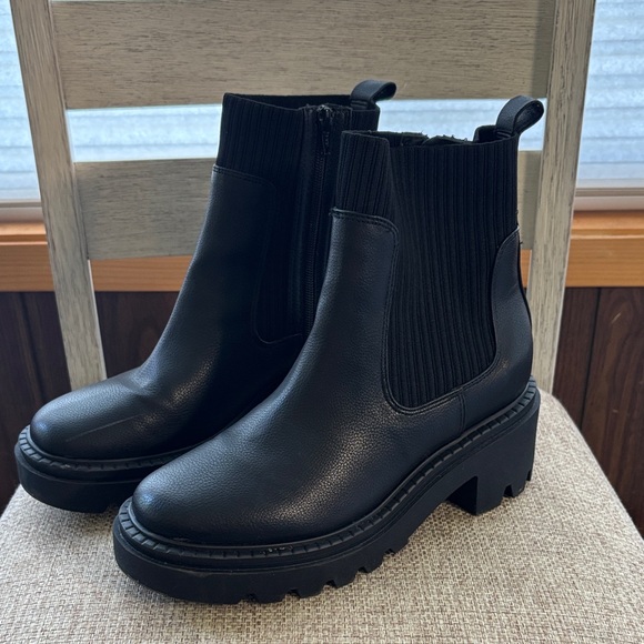 Universal Thread Shoes - Universal Thread Black Ribbed Ankle Boots